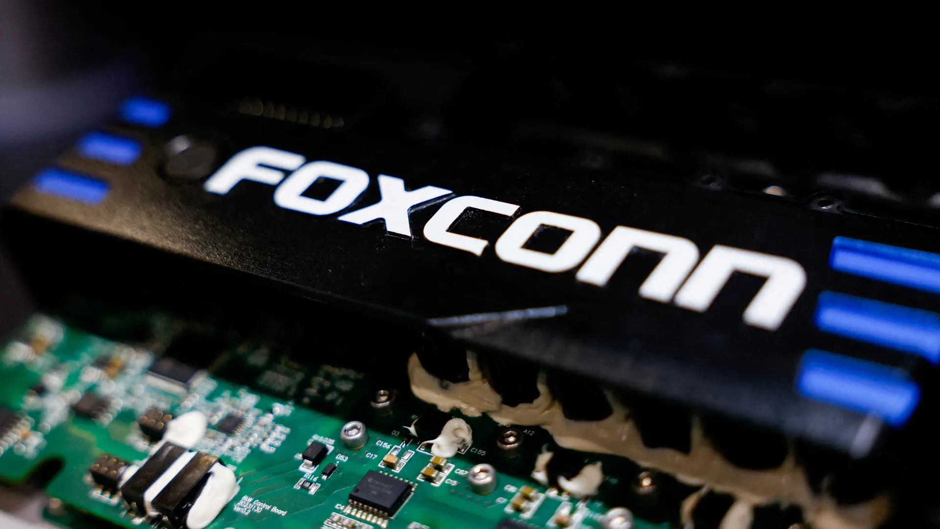 Foxconn planuje zainwestować 1,5 miliarda dolarów w Indiach